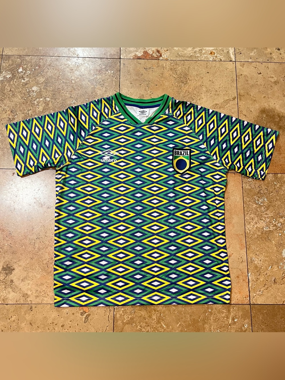 Umbro Men’s Brazil Soccer Jersey Medium World Cup NWOT